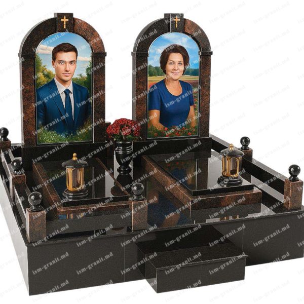 ПАМЯТНИК НА МОГИЛУ №0711